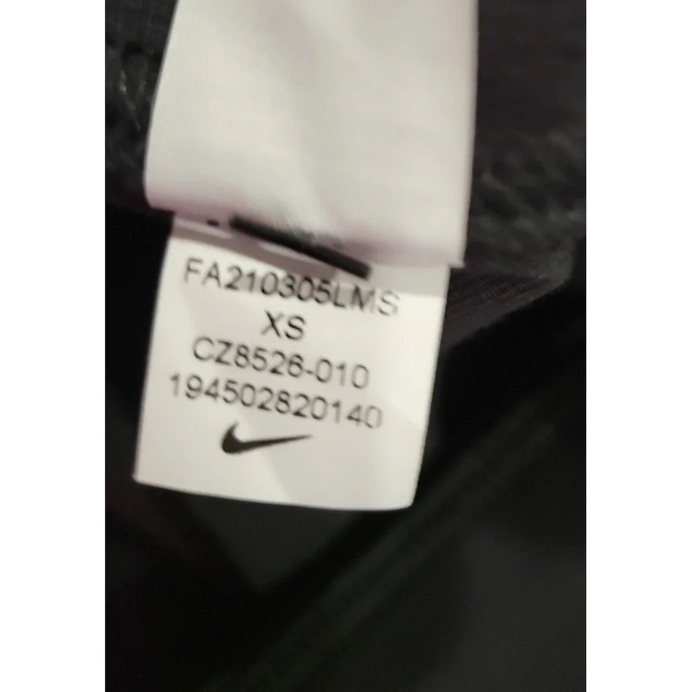 Nike Bike Shorts Women's Size XS Black Mid Rise Inseam 9 inches NEW with Tags